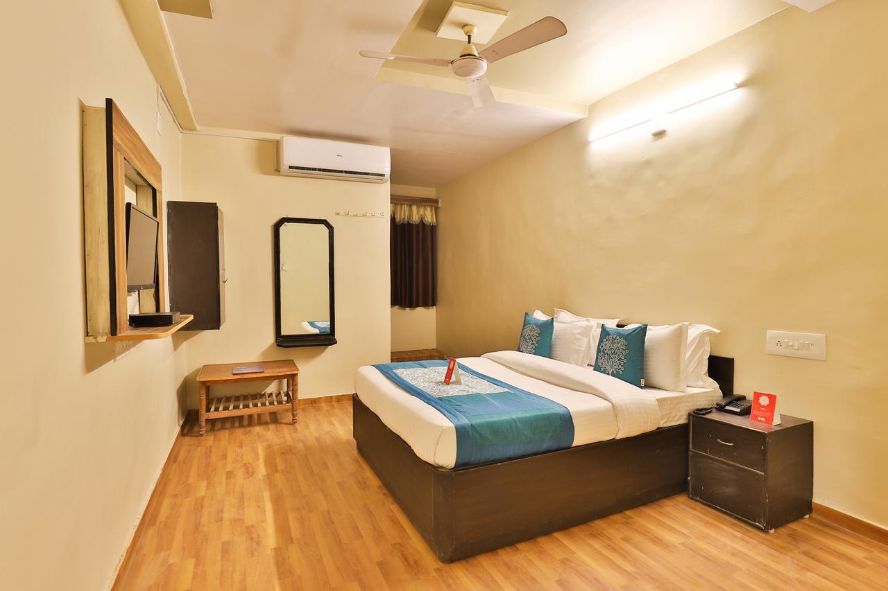 Oyo 11427 Hotel Kalyan Ahmadabad Zewnętrze zdjęcie