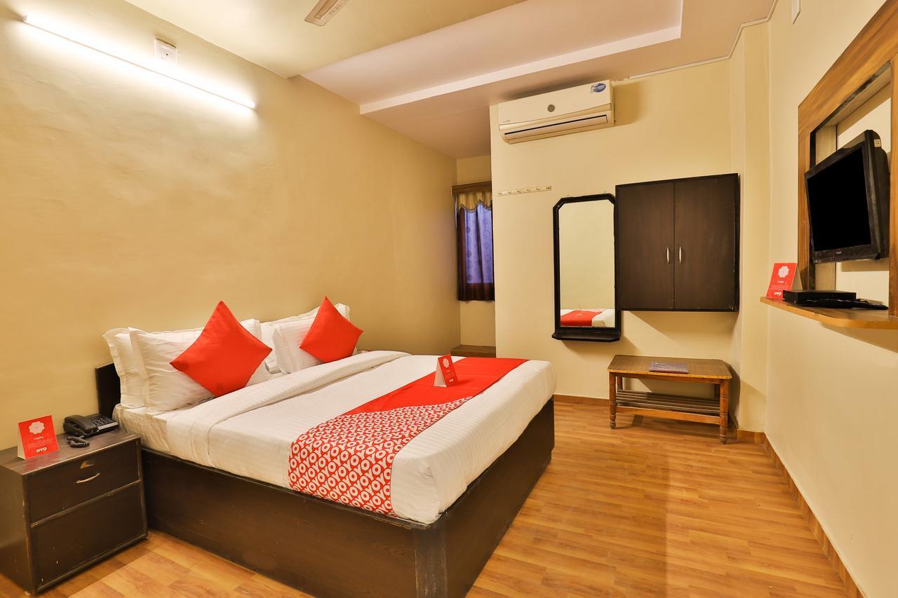 Oyo 11427 Hotel Kalyan Ahmadabad Zewnętrze zdjęcie